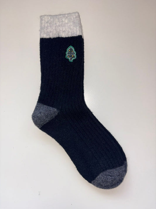 Suxinaimin Embroidered Xmas Themed Crew Socks