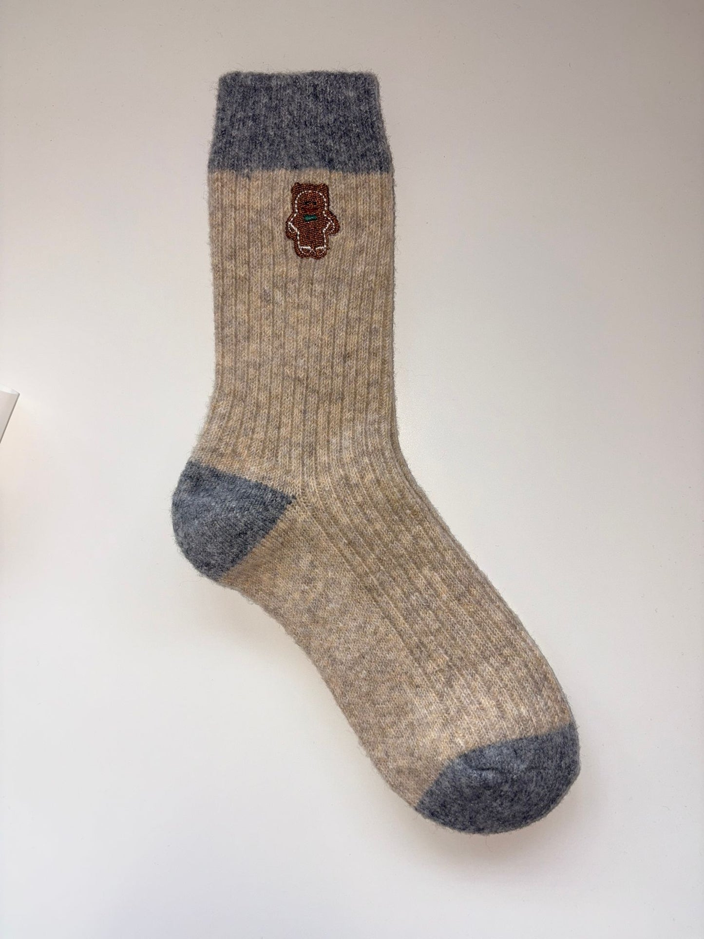 Suxinaimin Embroidered Xmas Themed Crew Socks