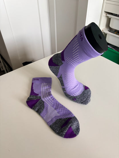 Women's Donlima running socks in orange
